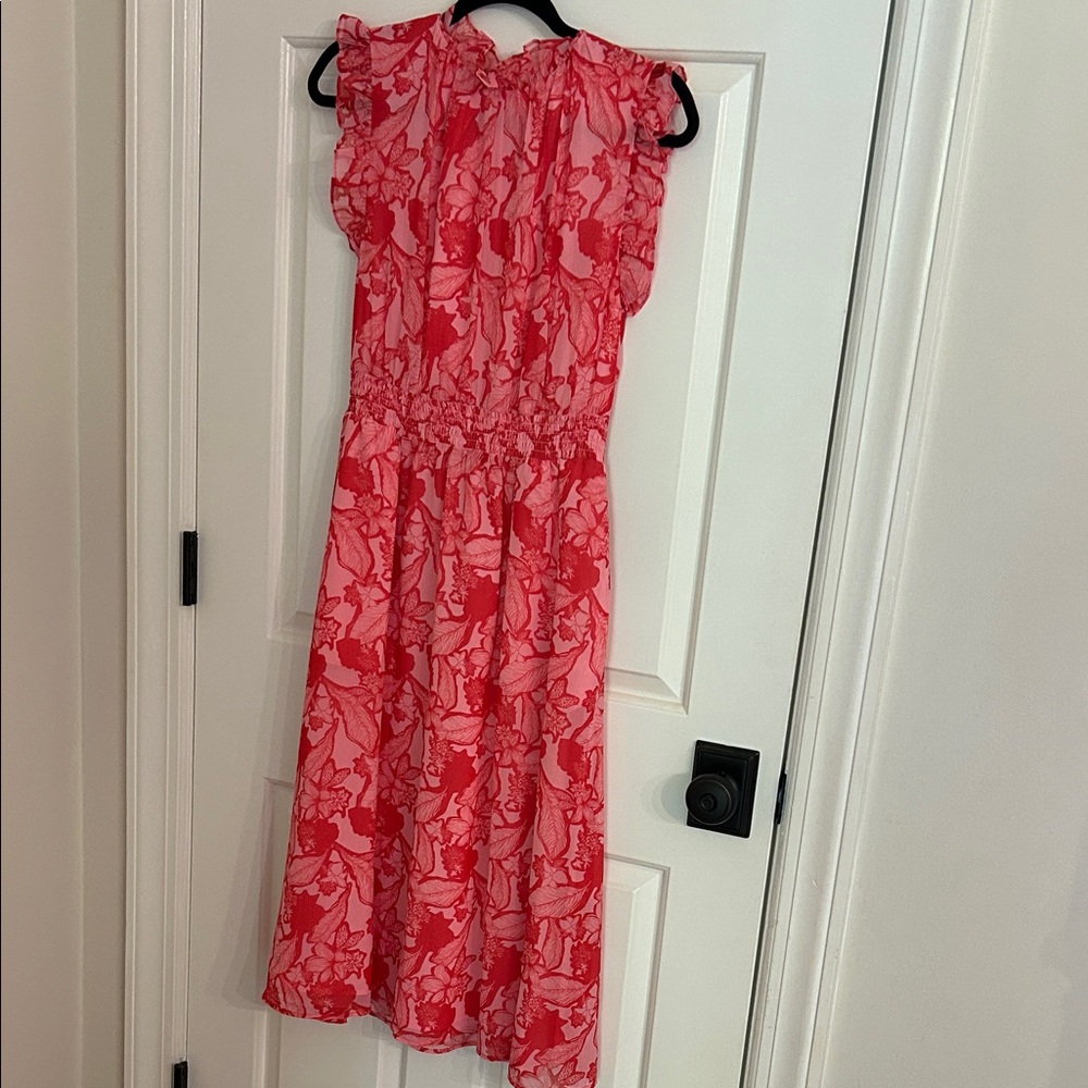 Elegant Pink Floral Dress - Size Small